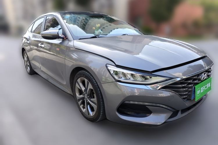Used Hyundai Lafesta 2019 280TGDi Sport Edition China V Standard Front Right 45 Deg