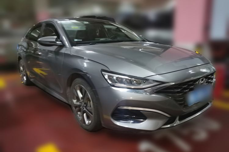 Used Hyundai Lafesta 2019 280TGDi Smart Speed Version China V Standard Front Right 45 Deg