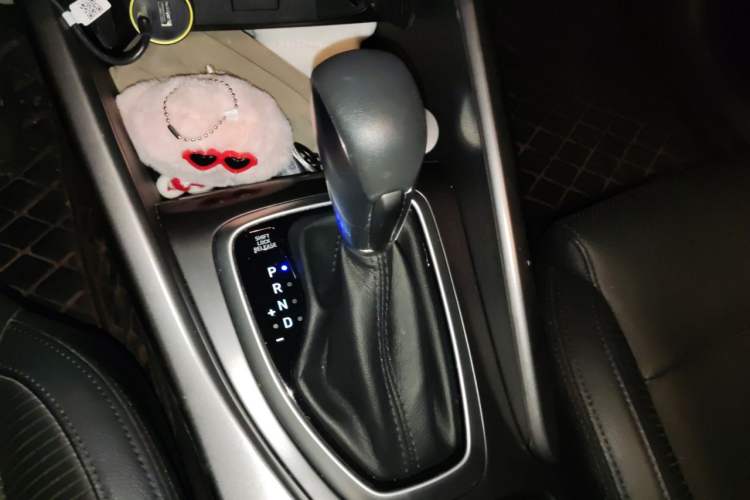 Used Hyundai Lafesta 2019 280TGDi Smart Speed Version China V Standard Gear Lever