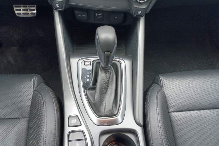 Used Hyundai Lafesta 2019 280TGDi Sport Edition China VI Gear Lever