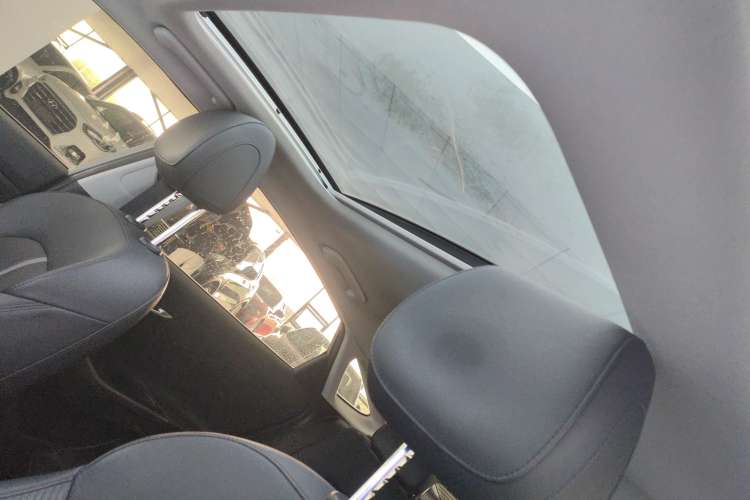 Used Hyundai Lafesta 2019 280TGDi Smart Speed Version China VI Standard Headliner