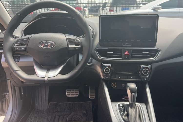 Used Hyundai Lafesta 2019 280TGDi Smart Speed Version China VI Standard Interior 4