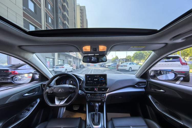 Used Hyundai Lafesta 2019 280TGDi Sport Edition China VI Interior 4
