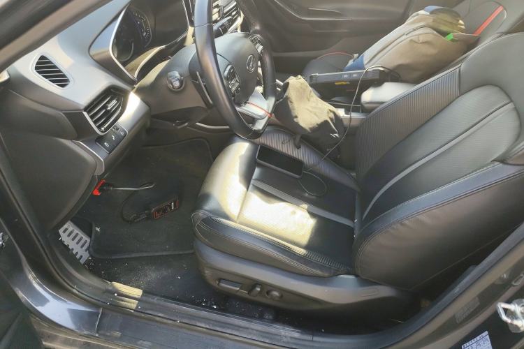 Used Hyundai Lafesta 2019 280TGDi Smart Speed Version China VI Standard Left Front Seat