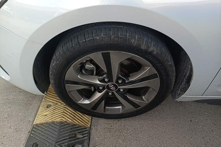 Used Hyundai Lafesta 2019 280TGDi Smart Speed Version China V Standard Left Front Wheel Hub