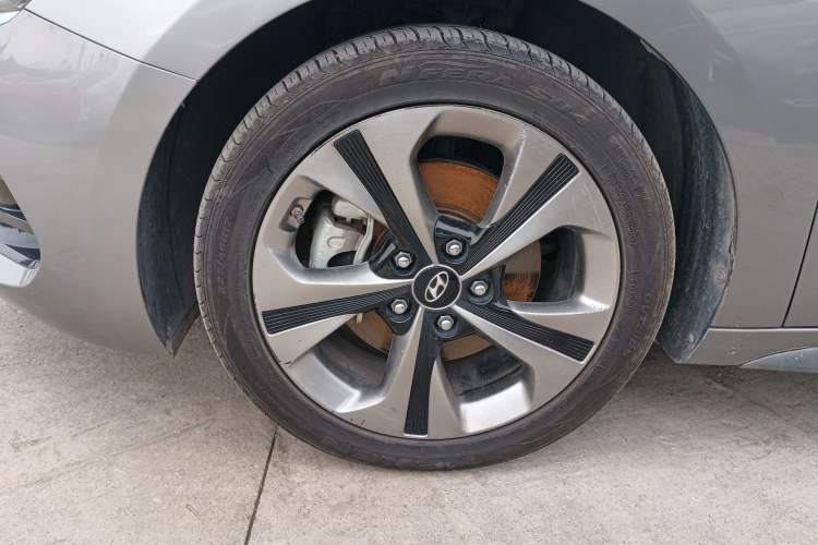 Used Hyundai Lafesta 2019 280TGDi Sport Edition China VI Left Front Wheel Hub