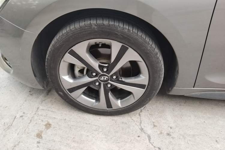 Used Hyundai Lafesta 2019 280TGDi Sport Edition China VI Left Front Wheel Hub