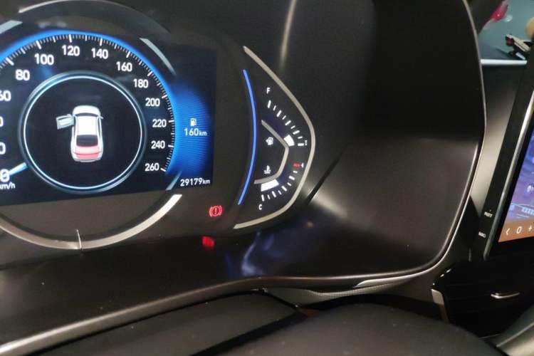 Used Hyundai Lafesta 2019 280TGDi Smart Speed Version China V Standard Odometer Close Up