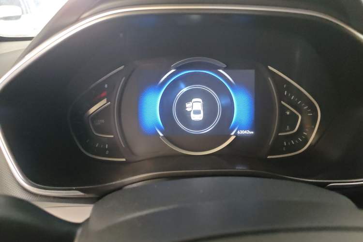Used Hyundai Lafesta 2019 280TGDi Smart Speed Version China VI Standard Odometer Close Up