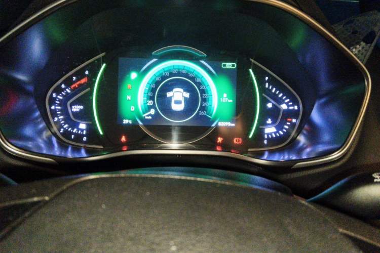 Used Hyundai Lafesta 2019 280TGDi Sport Edition China VI Odometer Close Up