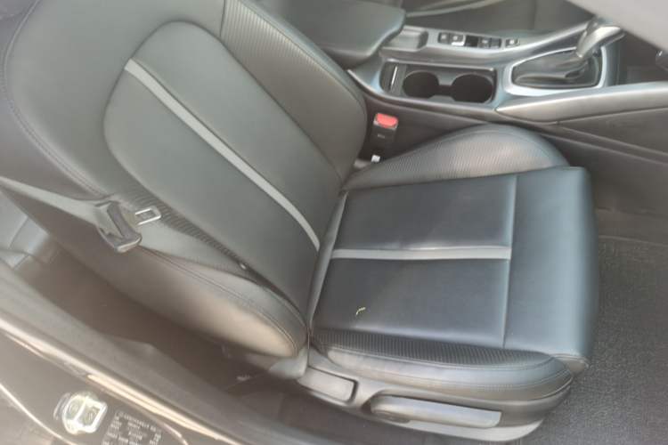 Used Hyundai Lafesta 2019 280TGDi Sport Edition China VI Right Front Seat