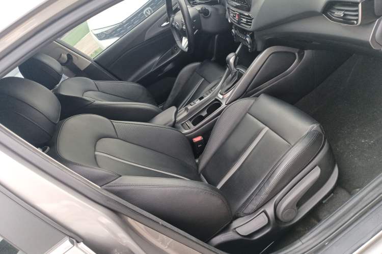 Used Hyundai Lafesta 2019 280TGDi Sport Edition China VI Right Front Seat