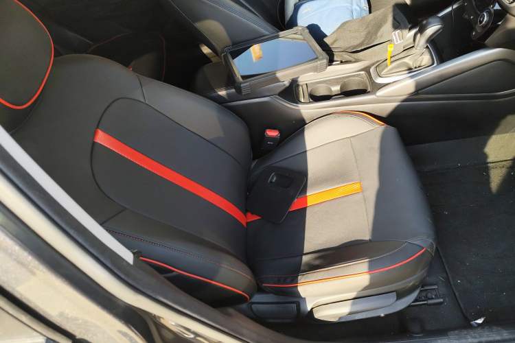Used Hyundai Lafesta 2019 280TGDi Smart Speed Version China VI Standard Right Front Seat