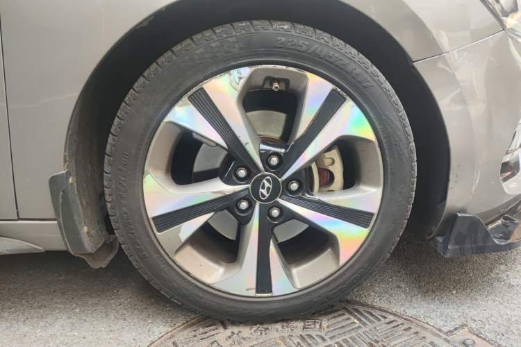 Used Hyundai Lafesta 2019 280TGDi Sport Edition China VI Right Front Wheel Hub