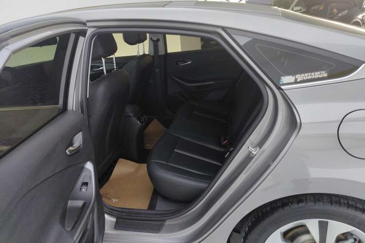 Used Hyundai Lafesta 2019 280TGDi Smart Speed Version China VI Standard Right Rear Seat