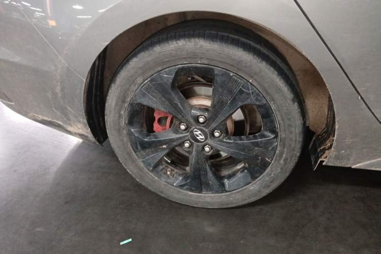 Used Hyundai Lafesta 2019 280TGDi Smart Speed Version China V Standard Right Rear Wheel Hub