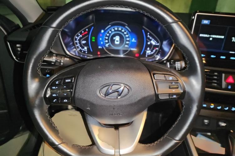 Used Hyundai Lafesta 2019 280TGDi Sport Edition China VI Steering Wheel