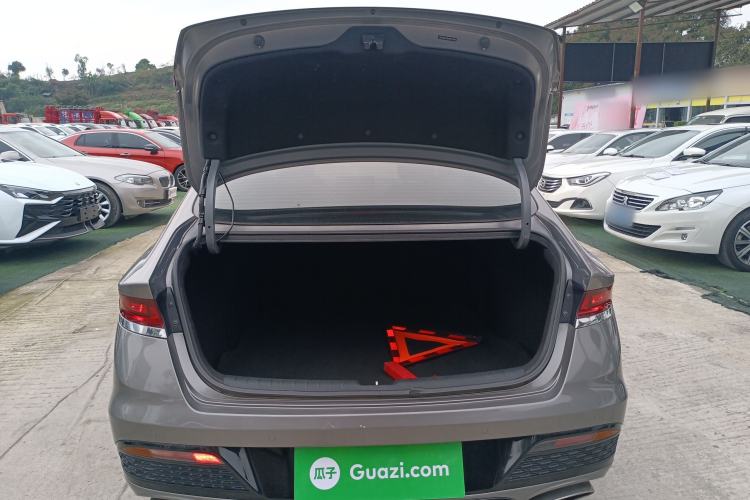 Used Hyundai Lafesta 2019 280TGDi Sport Edition China VI Trunk