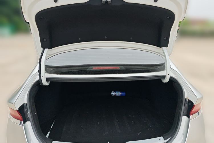 Used Hyundai Lafesta 2019 280TGDi Smart Speed Version China VI Standard Trunk