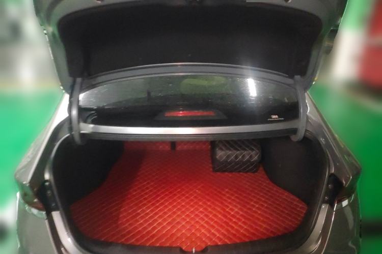 Used Hyundai Lafesta 2019 280TGDi Smart Speed Version China VI Standard Trunk