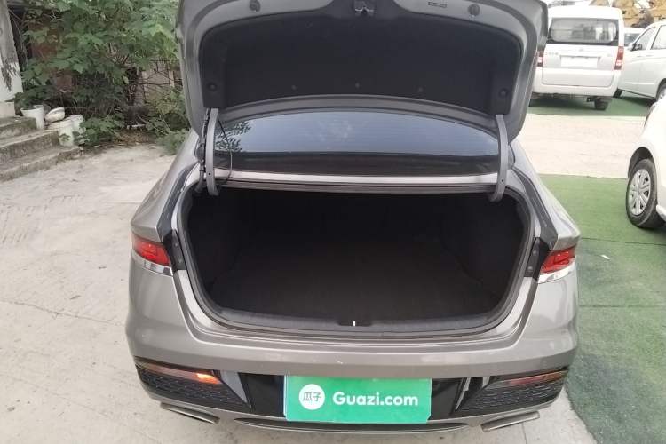 Used Hyundai Lafesta 2019 280TGDi Sport Edition China VI Trunk