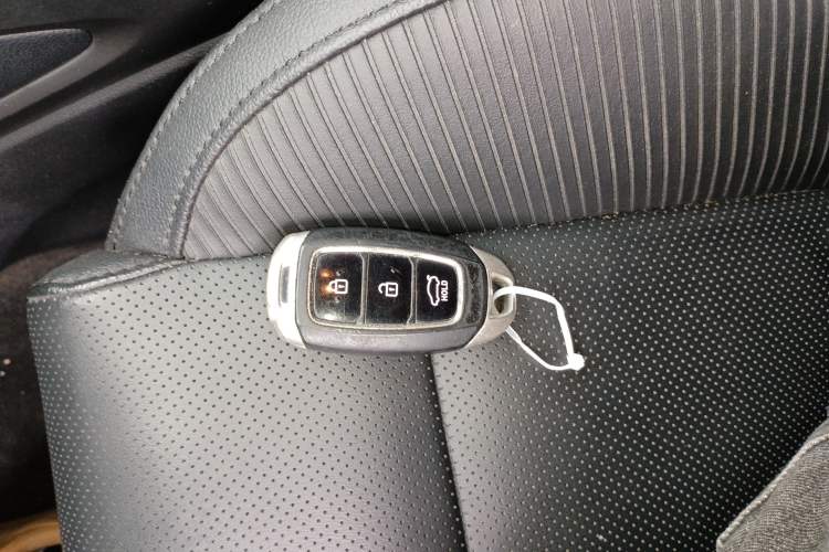 Used Hyundai Lafesta 2019 280TGDi Sport Edition China VI Vehicle Key