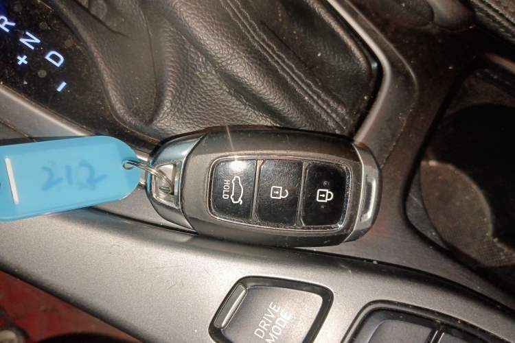 Used Hyundai Lafesta 2019 280TGDi Smart Speed Version China V Standard Vehicle Key