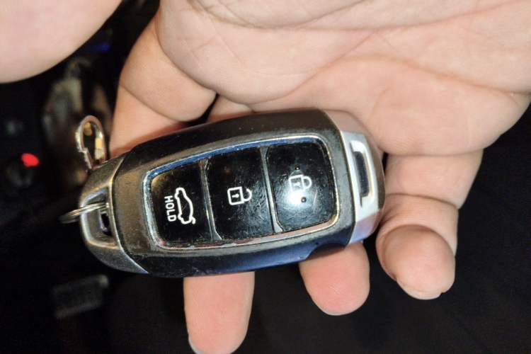 Used Hyundai Lafesta 2019 280TGDi Sport Edition China VI Vehicle Key