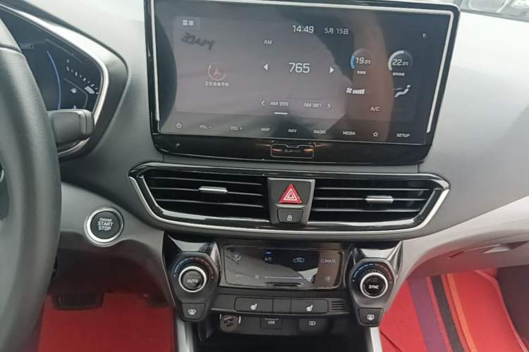 Used Hyundai Lafesta 2019 280TGDi Smart Speed Version China V Standard Audio And AC Panel