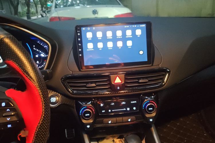 Used Hyundai Lafesta 2019 280TGDi Smart Speed Version China VI Standard Audio And AC Panel