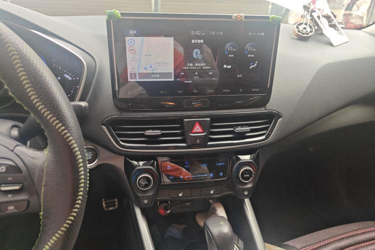 Used Hyundai Lafesta 2019 280TGDi Smart Speed Version China V Standard Audio And AC Panel