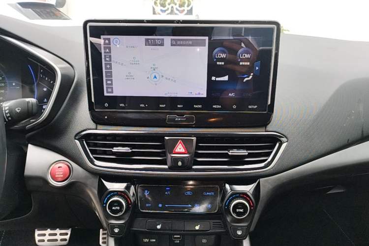 Used Hyundai Lafesta 2019 280TGDi Smart Speed Version China V Standard Audio And AC Panel