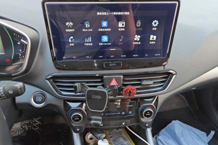 Used Hyundai Lafesta 2019 280TGDi Smart Speed Version China V Standard Audio And AC Panel