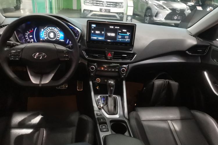 Used Hyundai Lafesta 2019 280TGDi Sport Edition China VI Center Console