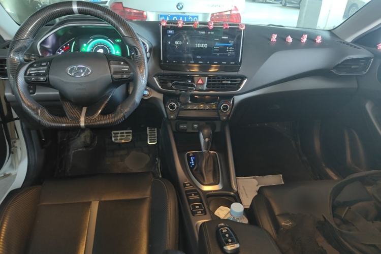 Used Hyundai Lafesta 2019 280TGDi Sport Edition China VI Center Console