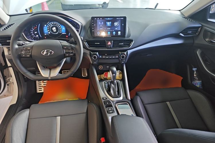 Used Hyundai Lafesta 2019 280TGDi Sport Edition China VI Center Console