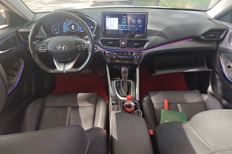 Used Hyundai Lafesta 2019 280TGDi Smart Edition China VI Standard Center Console