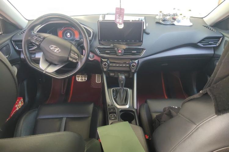 Used Hyundai Lafesta 2019 280TGDi Sport Edition China V Standard Center Console