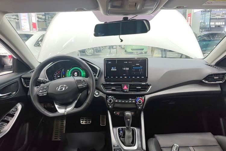 Used Hyundai Lafesta 2019 280TGDi Sport Edition China VI Center Console