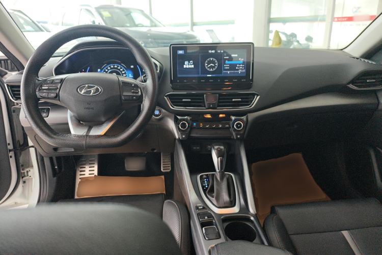 Used Hyundai Lafesta 2019 280TGDi Sport Edition China VI Center Console