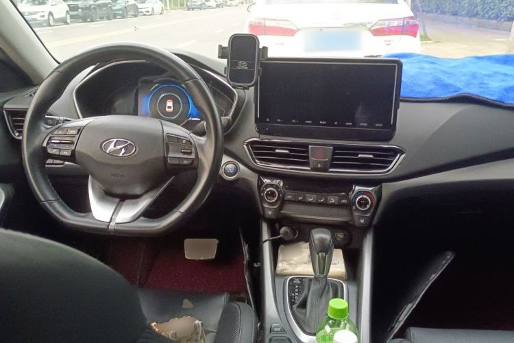 Used Hyundai Lafesta 2019 280TGDi Sport Edition China VI Center Console