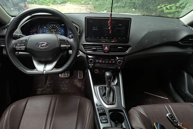 Used Hyundai Lafesta 2019 280TGDi Sport Edition China VI Center Console