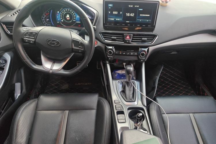 Used Hyundai Lafesta 2019 280TGDi Sport Edition China VI Center Console