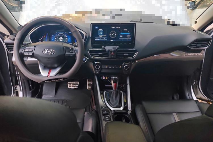 Used Hyundai Lafesta 2019 280TGDi Sport Edition China V Standard Center Console
