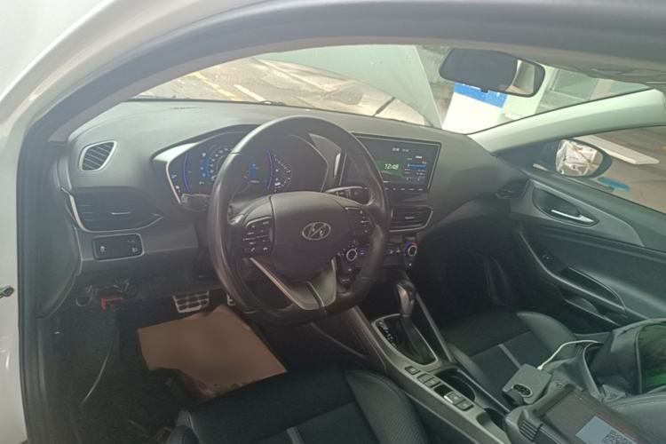 Used Hyundai Lafesta 2019 280TGDi Sport Edition China VI Center Console