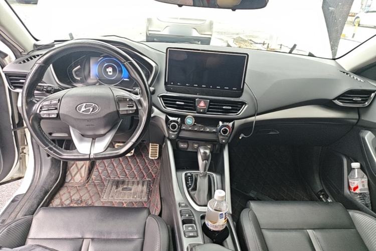 Used Hyundai Lafesta 2019 280TGDi Sport Edition China V Standard Center Console