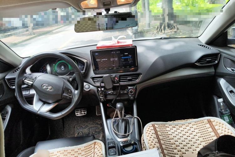 Used Hyundai Lafesta 2019 280TGDi Sport Edition China VI Center Console