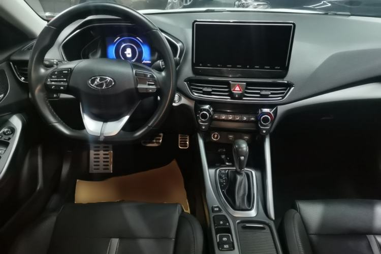 Used Hyundai Lafesta 2019 280TGDi Sport Edition China VI Center Console