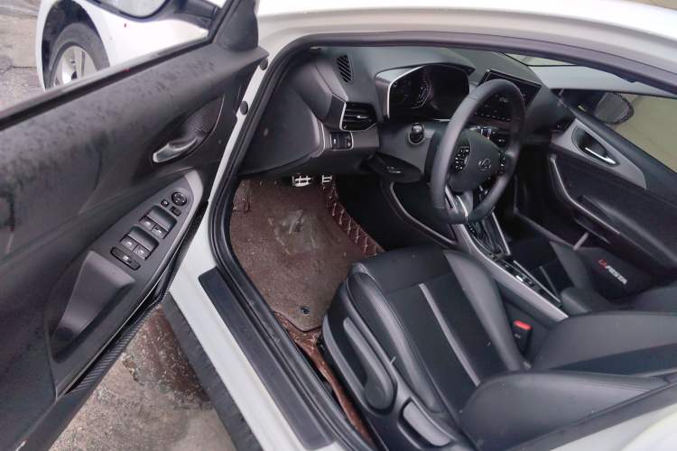Used Hyundai Lafesta 2019 280TGDi Sport Edition China VI Driver Seat