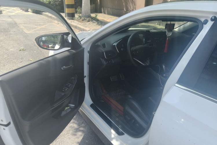 Used Hyundai Lafesta 2019 280TGDi Smart Speed Version China VI Standard Driver Seat